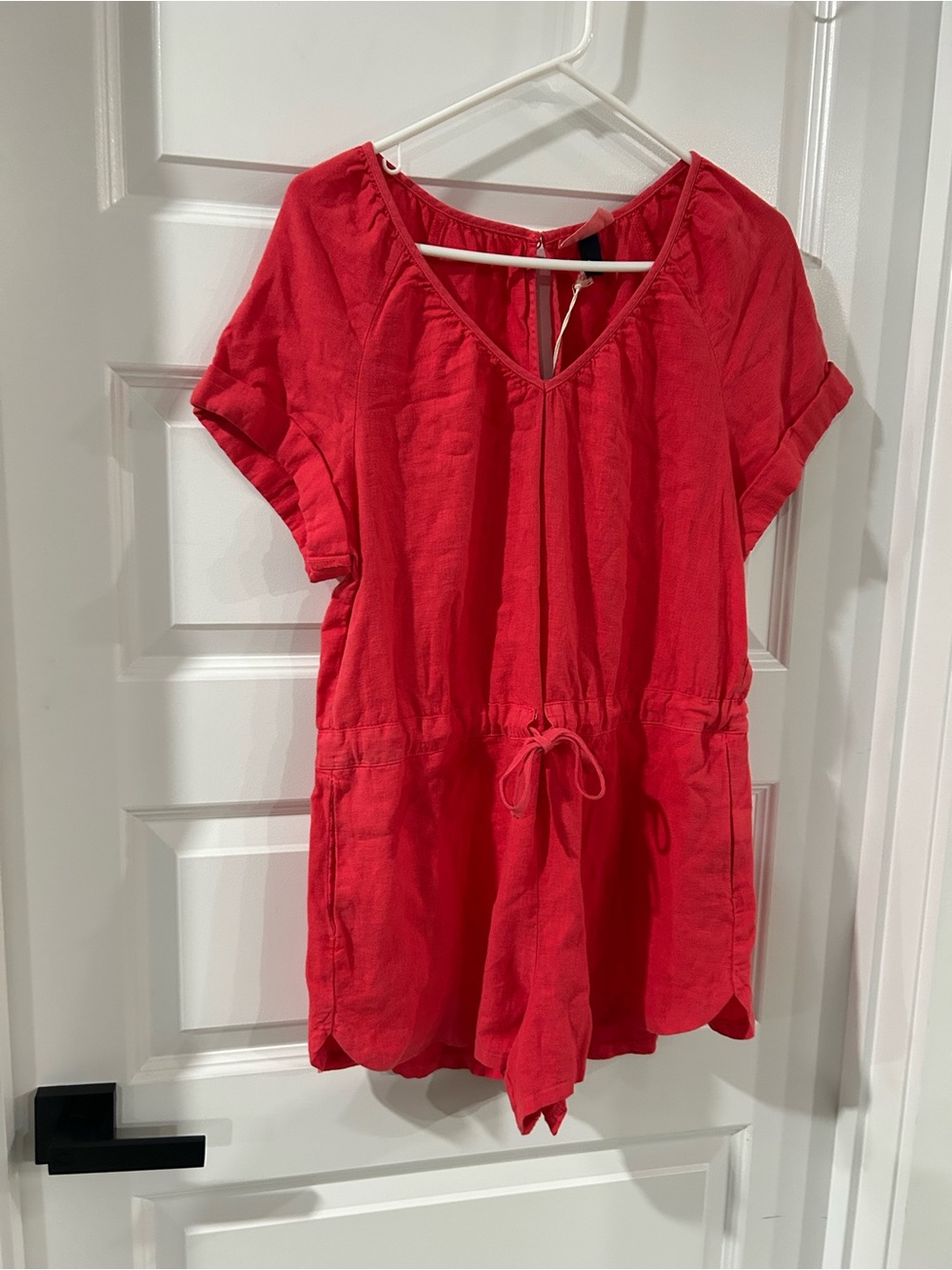 Universal Thread Bright Red V-Neck Short Sleeve Drawstring Romper
